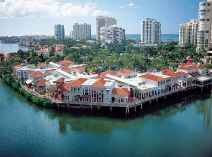 Village Shops on Venetian Bay